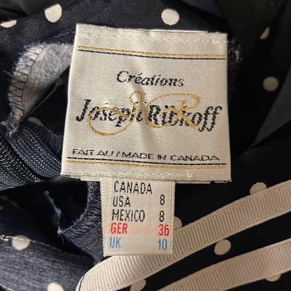 Dress - Picture 3 of 3